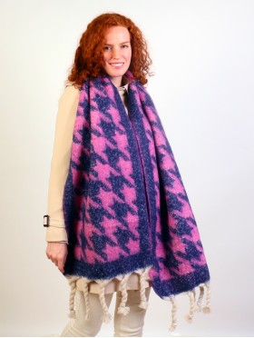 Reversible Houndstooth Blanket Scarf W/ Twisted Tassels